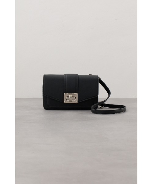 AZUL by moussy(アズールバイマウジー)の「ターンロックフラップウォレットバッグ(ショルダーバッグ・レディース・ブラック/アンティークシルバー/ダークカーキ・FREE)」の2枚目の写真
