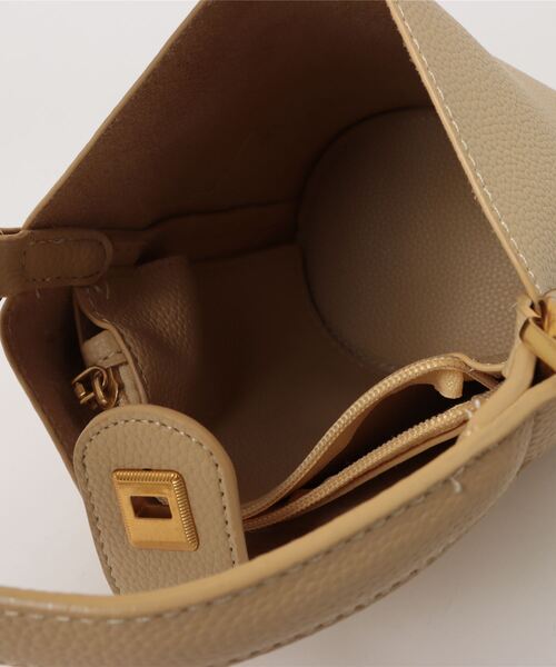 ひねり金具 バケツ型 ワンショルダーバッグ（ハンドバッグ）｜CURI BISCUI（キュリ ビスキュイ）