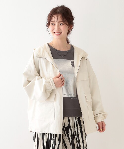 Cutie Blonde（キューティーブロンド）の「【撥水/S-LL】BIGポケット フーディブルゾン（ブルゾン・レディース・アイボリー/オリーブ・01/02/03/04）」の3枚目の写真