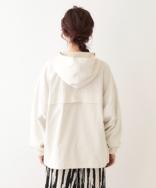 Cutie Blonde（キューティーブロンド）の「【撥水/S-LL】BIGポケット フーディブルゾン（ブルゾン・レディース・アイボリー/オリーブ・01/02/03/04）」の13枚目の写真