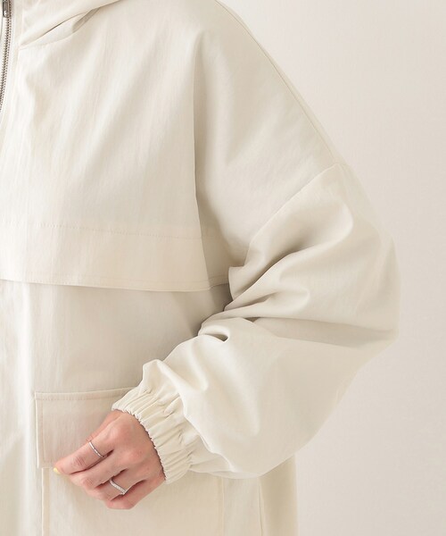 Cutie Blonde（キューティーブロンド）の「【撥水/S-LL】BIGポケット フーディブルゾン（ブルゾン・レディース・アイボリー/オリーブ・01/02/03/04）」の16枚目の写真