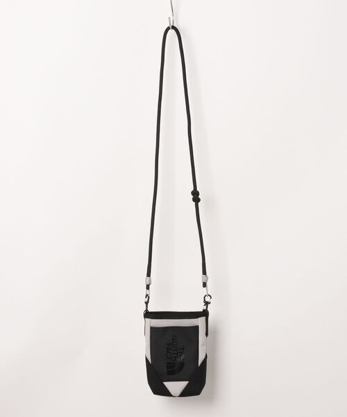 THE NORTH FACE（ザノースフェイス）の「【THE NORTH FACE/ザ ノースフェイス】BC NECK POUCH（ショルダーバッグ・メンズ・ブラック/ホワイト/グレー/ネイビー/ミント/パープル系その他/ブルー系その他/グリーン系その他/クリアブルー/カーキ・FREE）」の3枚目の写真