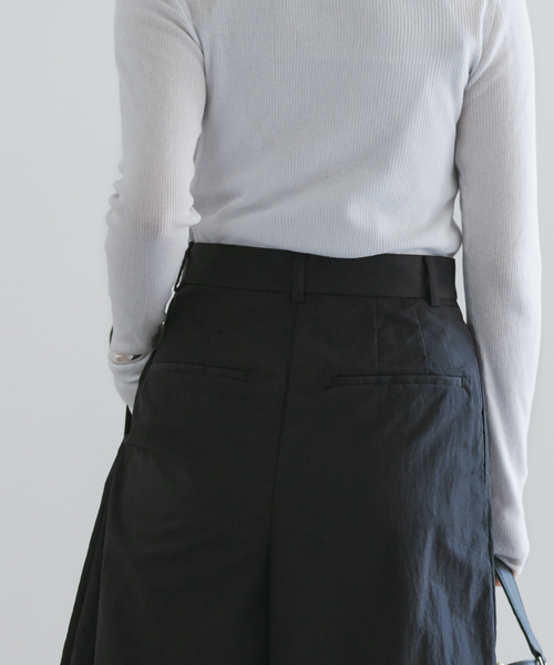 Noble ナイロンタフタボリュームパンツ Noble（ノーブル）の「ナイロンタフタボリュームパンツ（その他