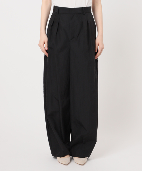 Noble ナイロンタフタボリュームパンツ Noble（ノーブル）の「ナイロンタフタボリュームパンツ（その他パンツ