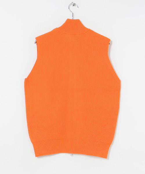 Yonetomi(ヨネトミ)の「米富繊維 MERCERIZED COTTON RIB VEST(ベスト・メンズ・アイボリー/グレー/オレンジ・3/1)」の8枚目の写真