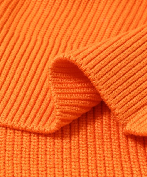 Yonetomi(ヨネトミ)の「米富繊維 MERCERIZED COTTON RIB VEST(ベスト・メンズ・アイボリー/グレー/オレンジ・3/1)」の9枚目の写真