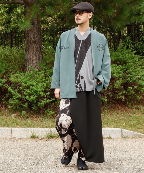 倭物やカヤ(ワモノヤカヤ)の「【倭物やカヤ】着る、NIPPON ART 和面メンズ羽織(カーディガン/ボレロ・メンズ・ブラック/ベージュ/ネイビー/グリーン系その他・FREE)」の11枚目の写真