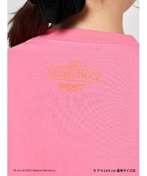 SESAME STREET(セサミストリート)の「【UNISEX】エルモ アートTシャツ(TAPE)(Tシャツ/カットソー・レディース・ピンク/ブラック・MEDIUM/LARGE)」の14枚目の写真