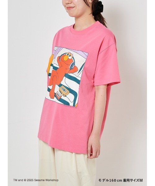 SESAME STREET(セサミストリート)の「【UNISEX】エルモ アートTシャツ(TAPE)(Tシャツ/カットソー・レディース・ピンク/ブラック・MEDIUM/LARGE)」の16枚目の写真