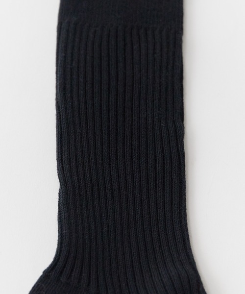 TAKAHIROMIYASHITATheSoloIst.（タカヒロミヤシタザソロイスト）の「TAKAHIROMIYASHITATheSoloIst./タカヒロミヤシタザソロイスト.×decka Quality socks/デカクオリティソックス heavyweight ribbed mid socks. 靴下（ソックス/靴下・メンズ・ブラック/ホワイト・25-28）」の13枚目の写真