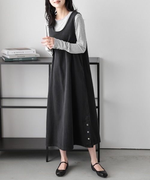 MaL. rerereさん配信で購入。ブラック ジャンパースカート ジャンパースカート 「mochiz」全方向 ストレッチ フレア