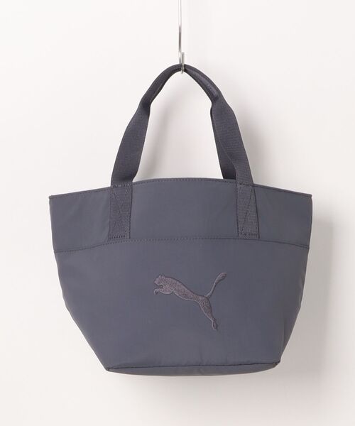 PUMA(プーマ)の「PUMA プーマ ウィメンズ サマー イースト ウェスト ショッパー(トートバッグ・レディース・ブラック系その他3/ブラック系その他2・フリー)」の2枚目の写真