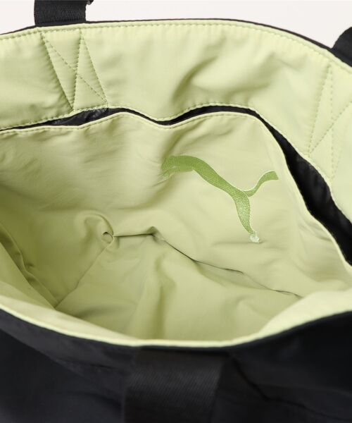 PUMA(プーマ)の「PUMA プーマ ウィメンズ サマー イースト ウェスト ショッパー(トートバッグ・レディース・ブラック系その他3/ブラック系その他2・フリー)」の4枚目の写真