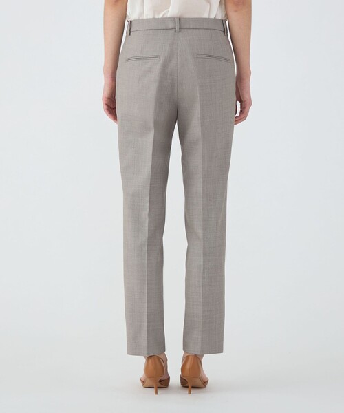 TOMORROWLAND collection（トゥモローランドコレクション）の「シャイニーシャーク ペンシルパンツ（スラックス・レディース・ライトブラウン・38/36/34）」の6枚目の写真