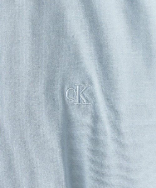 Calvin Klein（カルバン・クライン）の「Calvin Klein/カルバンクライン SS ARCHIVE LOGO CREWNK TEE Ｔシャツ（Tシャツ/カットソー・レディース・ホワイト/ブラック/ライトブルー・XS/S/M）」の8枚目の写真