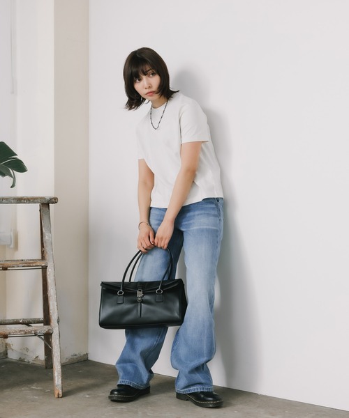 Calvin Klein（カルバン・クライン）の「Calvin Klein/カルバンクライン SS ARCHIVE LOGO CREWNK TEE Ｔシャツ（Tシャツ/カットソー・レディース・ホワイト/ブラック/ライトブルー・XS/S/M）」の17枚目の写真