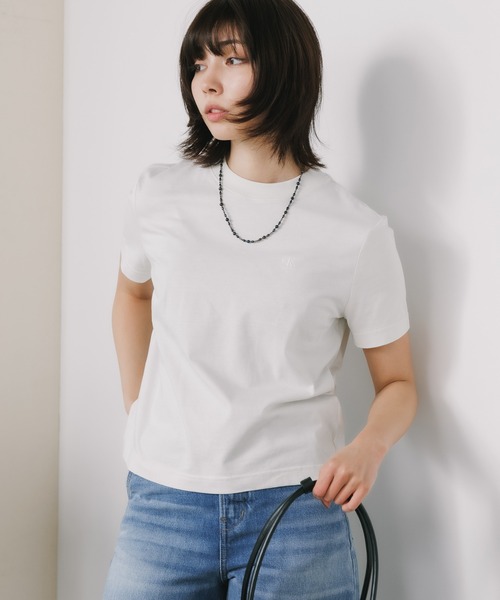Calvin Klein（カルバン・クライン）の「Calvin Klein/カルバンクライン SS ARCHIVE LOGO CREWNK TEE Ｔシャツ（Tシャツ/カットソー・レディース・ホワイト/ブラック/ライトブルー・XS/S/M）」の16枚目の写真