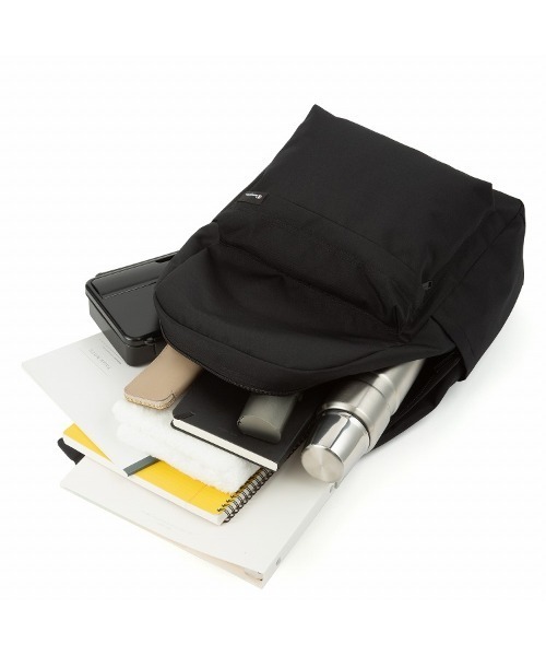 Champion(チャンピオン)の「リュックサック メンズ レディース チャンピオン champion デモイン デイパック B4収納 No.68605(バックパック/リュック・メンズ・ブラック/ネイビー・FREE)」の5枚目の写真