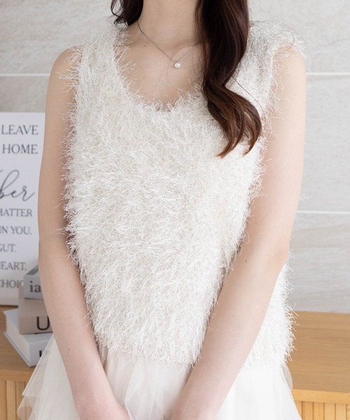 CLEAR BASIC（クリアベーシック）の「ラメシャギーニットベスト [着回し力抜群 レイヤード カジュアル 大人]≪SS新作≫（ニット/セーター・レディース・アイボリー/グリーン/ピンク・F）」の2枚目の写真