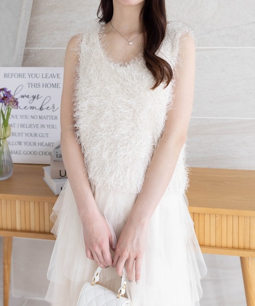 CLEAR BASIC（クリアベーシック）の「ラメシャギーニットベスト [着回し力抜群 レイヤード カジュアル 大人]≪SS新作≫（ニット/セーター・レディース・アイボリー/グリーン/ピンク・F）」の8枚目の写真