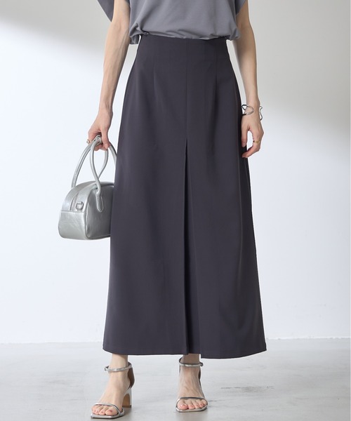 &. NOSTALGIA（アンドドットノスタルジア）の「【ZOZO限定】フロントタックペンシルロングスカート（スカート・レディース・ベージュ/チャコールグレー/ブラック・マルチサイズ）」の20枚目の写真