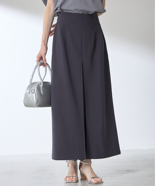 &. NOSTALGIA（アンドドットノスタルジア）の「【ZOZO限定】フロントタックペンシルロングスカート（スカート・レディース・ベージュ/チャコールグレー/ブラック・マルチサイズ）」の22枚目の写真