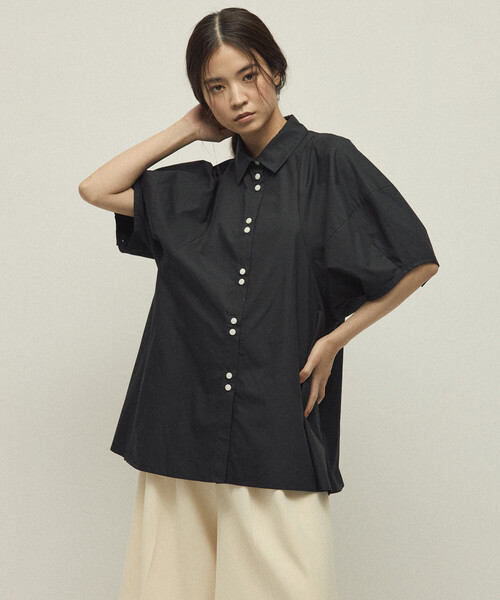 Firsthand(ファーストハンド)の「Firsthand/ファーストハンド 切替デザイン バルーンスリーブシャツ / 5分袖 ブラウス(シャツ/ブラウス・レディース・ストライプ/ホワイト/ブラック/ブラウン・FREE/フリ-)」の11枚目の写真