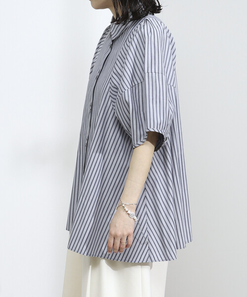 Firsthand(ファーストハンド)の「Firsthand/ファーストハンド 切替デザイン バルーンスリーブシャツ / 5分袖 ブラウス(シャツ/ブラウス・レディース・ストライプ/ホワイト/ブラック/ブラウン・FREE/フリ-)」の13枚目の写真