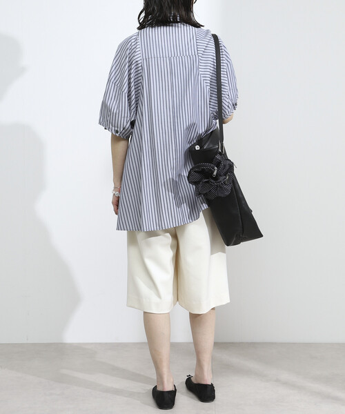 Firsthand(ファーストハンド)の「Firsthand/ファーストハンド 切替デザイン バルーンスリーブシャツ / 5分袖 ブラウス(シャツ/ブラウス・レディース・ストライプ/ホワイト/ブラック/ブラウン・FREE/フリ-)」の21枚目の写真