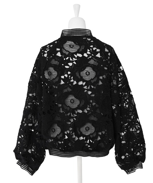 Narcissus（ナルシス）の「レースブルゾン　フラワー刺繍　シアーブルゾン　日焼け対策（ブルゾン・レディース・ホワイト/ブラック・FREE）」の10枚目の写真