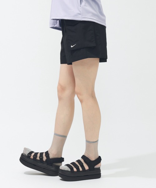 NIKE（ナイキ）の「ナイキ NIKE ナイキ  NSW ESSNTL WVN HR 5 カーゴ ショート（カーゴパンツ・レディース・ブラウン/ブラック/チョコ・S/M/L）」の8枚目の写真