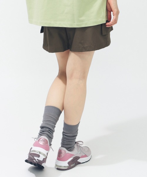 NIKE（ナイキ）の「ナイキ NIKE ナイキ  NSW ESSNTL WVN HR 5 カーゴ ショート（カーゴパンツ・レディース・ブラウン/ブラック/チョコ・S/M/L）」の21枚目の写真