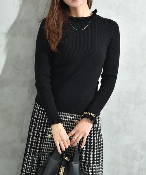 INTERPLANET（インタープラネット）の「フリル使いリブプルオーバー（ニット/セーター・レディース・ベージュ/ブラック/グレー・LARGE/MEDIUM）」の9枚目の写真