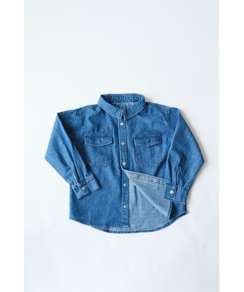 Catchup（ケチャップ）の「【Catchup】ライトオンスデニムシャツ（シャツ/ブラウス・キッズ・ネイビー/ブルー・100㎝/120㎝/130㎝/140㎝/150cm/90㎝/110㎝）」の2枚目の写真