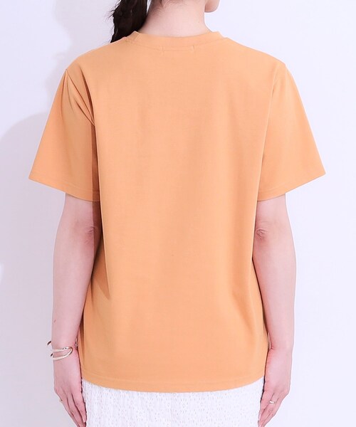 SHOO・LA・RUE(シューラルー)の「【S-LL/ひんやり/UV】汗をかいても気になりにくい グラフィックTシャツ(Tシャツ/カットソー・レディース・ブルー系1/ライトグレー系1/ブラック系2/ホワイト系1/ライトオレンジ系1/チャコール・01/02/03/04)」の15枚目の写真