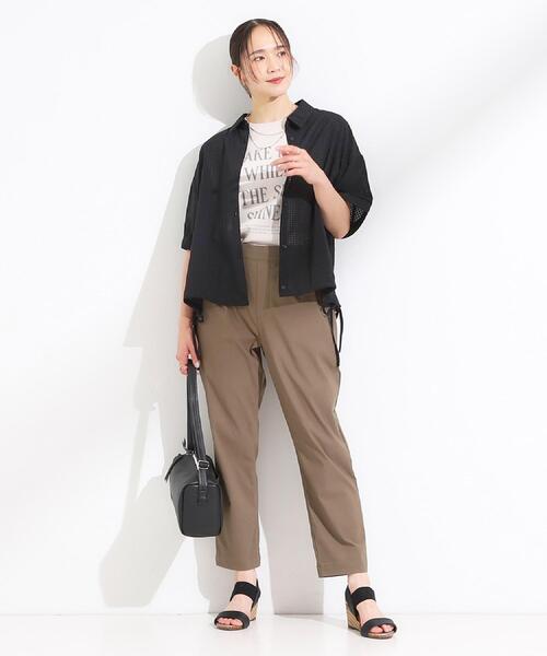 SHOO・LA・RUE(シューラルー)の「【S-LL/ひんやり/UV】汗をかいても気になりにくい グラフィックTシャツ(Tシャツ/カットソー・レディース・ブルー系1/ライトグレー系1/ブラック系2/ホワイト系1/ライトオレンジ系1/チャコール・01/02/03/04)」の22枚目の写真