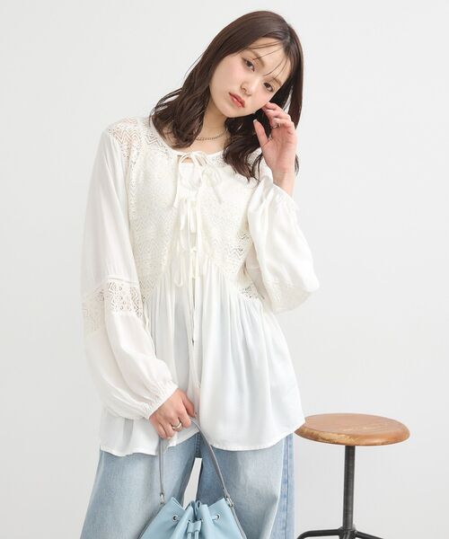 earth music&ecology（アースミュージックアンドエコロジー）の「レーヨンレースデザインシャツ（シャツ/ブラウス・レディース・ブラック/ミント/イエロー/オフホワイト・FREE）」の6枚目の写真