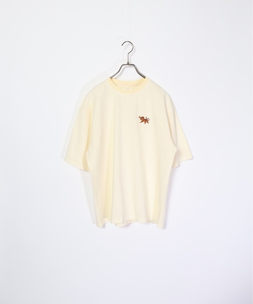 ATELANE(アテレーン)の「ATELANE/OE天竺ピグメント ワンポイント刺繍TEE(Tシャツ/カットソー・メンズ・レッド/グレー/ブラック系その他/ブラック/ホワイト系その他/アイボリー・LARGE/MEDIUM/X-LARGE)」の3枚目の写真