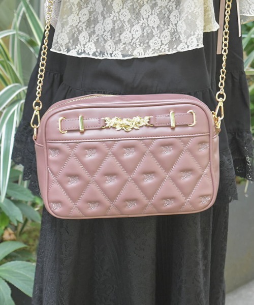 axes femme（アクシーズファム）の「薔薇金具使いキルトショルダー（ショルダーバッグ・レディース・ピンク/グレイッシュベージュ/ブラック・FREE）」の5枚目の写真