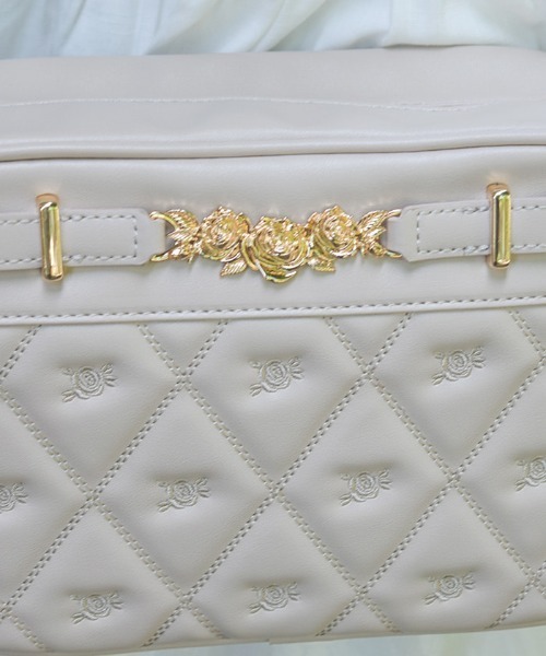 axes femme（アクシーズファム）の「薔薇金具使いキルトショルダー（ショルダーバッグ・レディース・ピンク/グレイッシュベージュ/ブラック・FREE）」の7枚目の写真