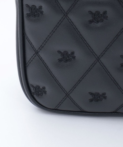 axes femme（アクシーズファム）の「薔薇金具使いキルトショルダー（ショルダーバッグ・レディース・ピンク/グレイッシュベージュ/ブラック・FREE）」の21枚目の写真