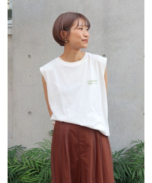 Ungrid(アングリッド)の「カラーエンブロイダリータンクトップ(タンクトップ・レディース・オフホワイト/ブラウン/イエロー/パープル・FREE)」の21枚目の写真