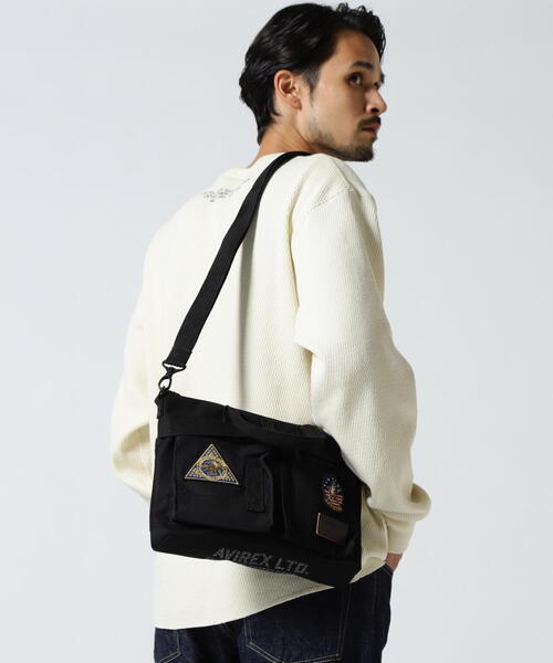 AVIREX(アヴィレックス)の「MINI HELMET BAG 'TOP GUN' / ミニヘルメットバッグ トップガン(トートバッグ・レディース・ブラック/オリーブ系・F)」の3枚目の写真