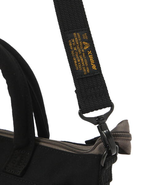 AVIREX(アヴィレックス)の「MINI HELMET BAG 'TOP GUN' / ミニヘルメットバッグ トップガン(トートバッグ・レディース・ブラック/オリーブ系・F)」の9枚目の写真