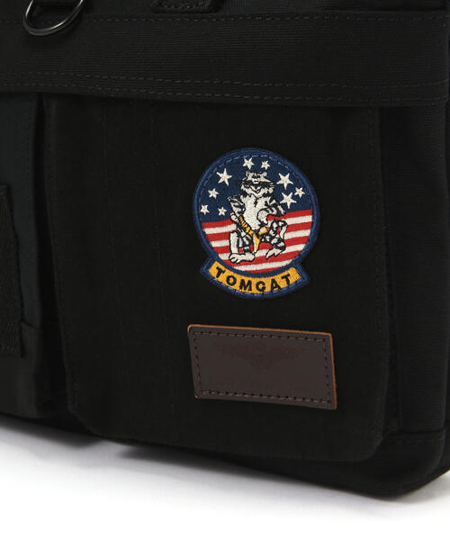 AVIREX(アヴィレックス)の「MINI HELMET BAG 'TOP GUN' / ミニヘルメットバッグ トップガン(トートバッグ・レディース・ブラック/オリーブ系・F)」の11枚目の写真