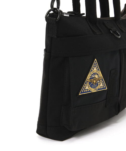 AVIREX(アヴィレックス)の「MINI HELMET BAG 'TOP GUN' / ミニヘルメットバッグ トップガン(トートバッグ・レディース・ブラック/オリーブ系・F)」の13枚目の写真