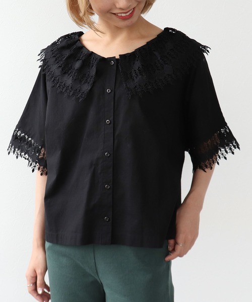 Three Four Time（ｽﾘｰﾌｫｰﾀｲﾑ）の「レースカラーブラウス（シャツ/ブラウス・レディース・ブラック/ホワイト/ブラウン・FREE）」の2枚目の写真