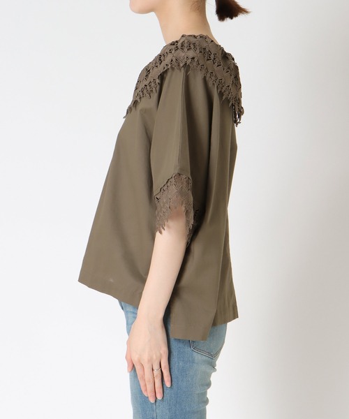 Three Four Time（ｽﾘｰﾌｫｰﾀｲﾑ）の「レースカラーブラウス（シャツ/ブラウス・レディース・ブラック/ホワイト/ブラウン・FREE）」の12枚目の写真