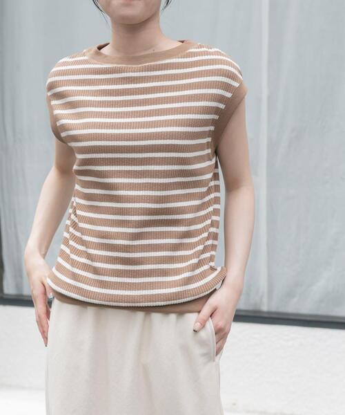 FORK&SPOON（フォークアンドスプーン）の「FORK&SPOON　変形ワッフルノースリーブプルオーバー（Tシャツ/カットソー・レディース・ホワイト系その他/グレー/アイボリー/イエロー系その他・1）」の4枚目の写真