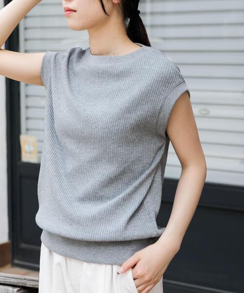 FORK&SPOON（フォークアンドスプーン）の「FORK&SPOON　変形ワッフルノースリーブプルオーバー（Tシャツ/カットソー・レディース・ホワイト系その他/グレー/アイボリー/イエロー系その他・1）」の3枚目の写真